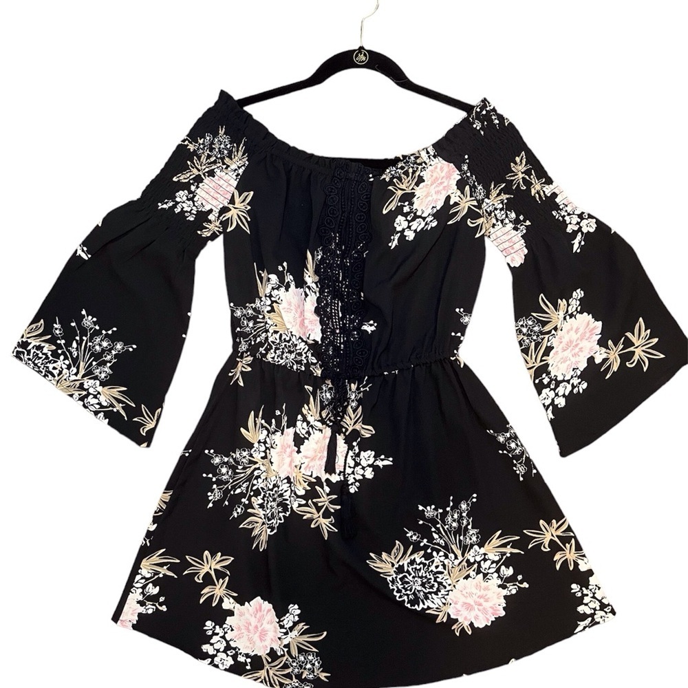Feathers Black Floral Print Off Shoulder Peasant Dress Size:Medium